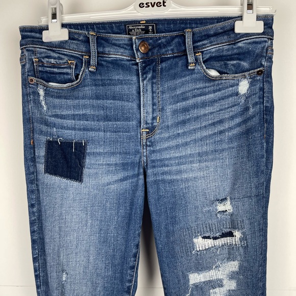 Abercrombie & Fitch Distressed Raw Hem Skinny Jeans Size 28/6 - Picture 4 of 13